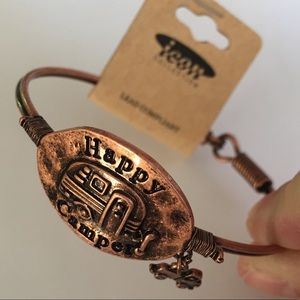 NWT Happy Camper Dangle Bracelet with charm